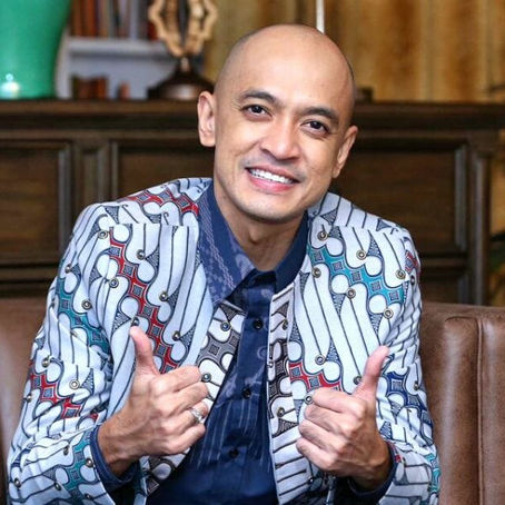 Dari Pentas ke Dewan Kuliah, Tomok Lanjutkan Pengajian Sarjana di UPSI