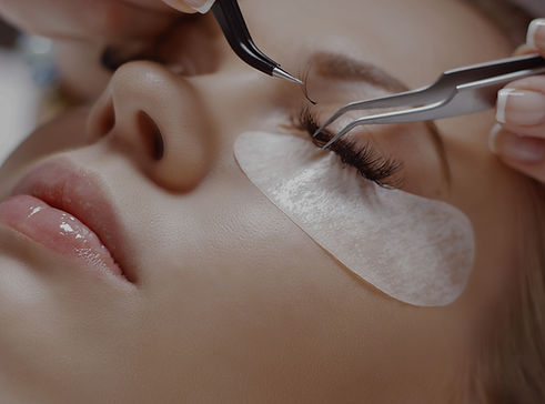 eyelash extensions.jpg