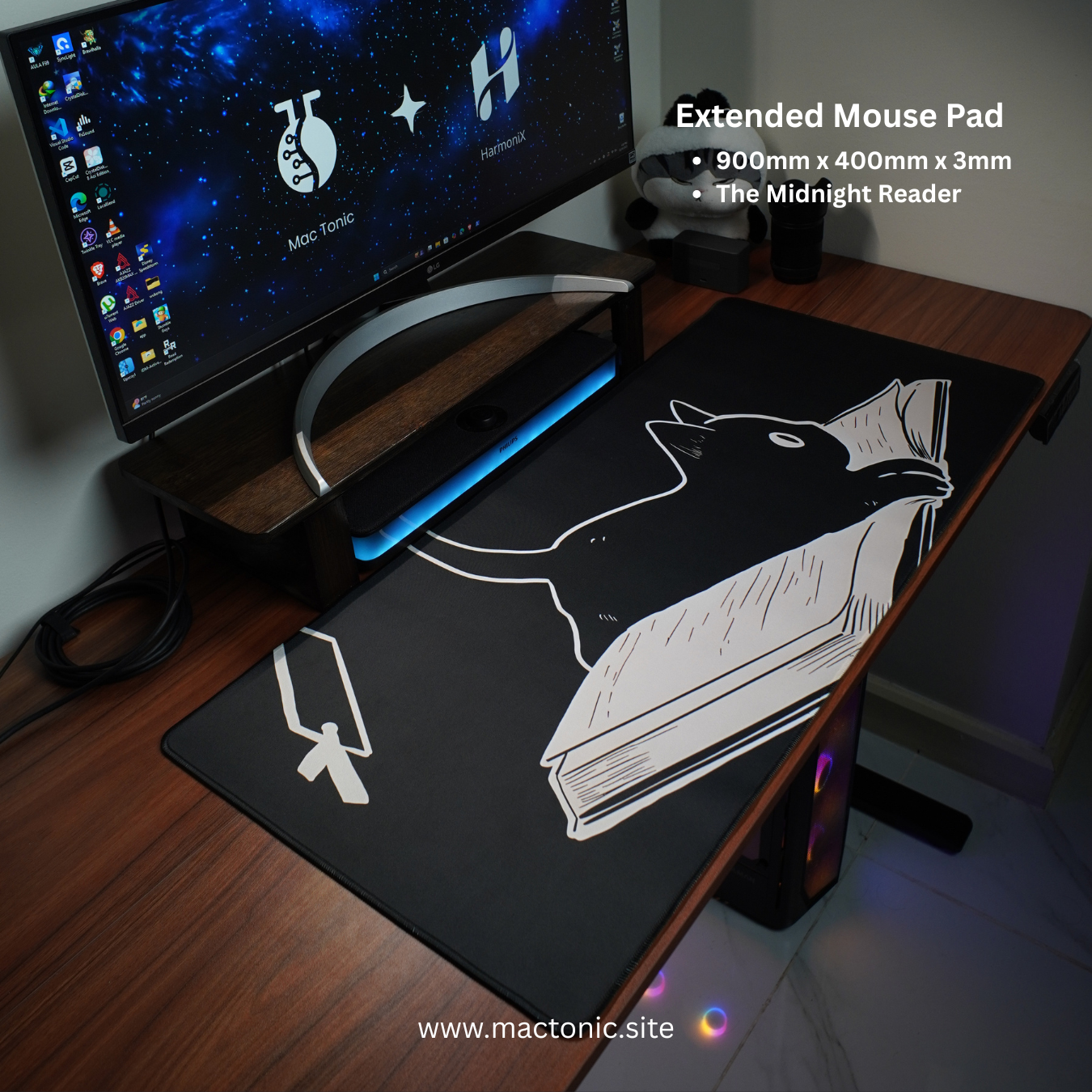 Extended Mouse Pad - The Midnight Reader