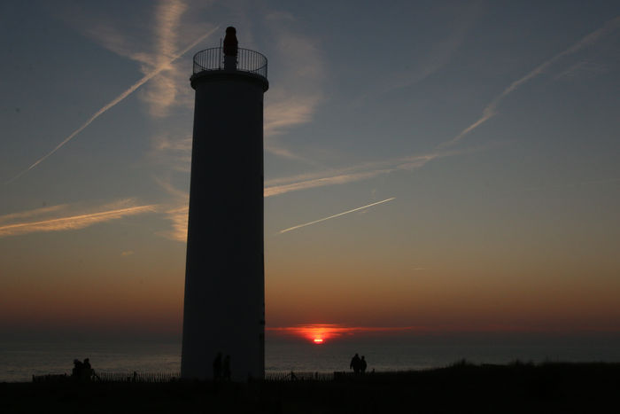 Vendée, au crépuscule, du Feu de Grosse Terre, des Cinq Pineaux, des marais salants de la Vie et de 