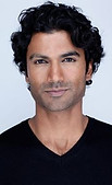Sendhil Ramamurthy as Gupta Patriarch.jpg