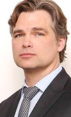 Daniel Cosgrove as Daniel Covington.jpg