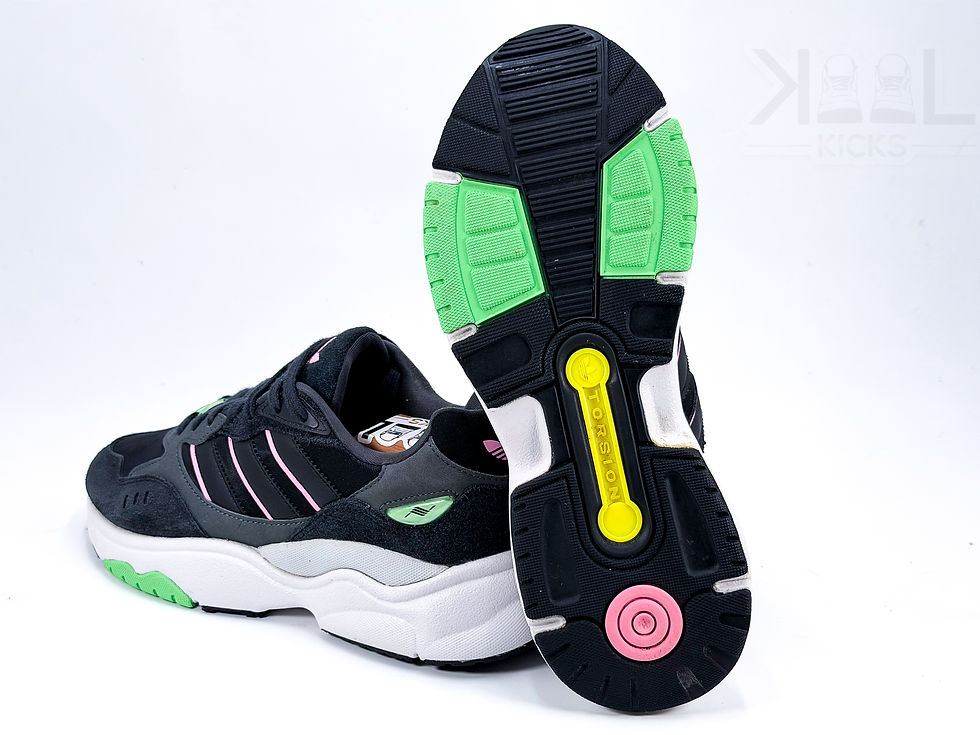Thumbnail: Adidas Retropy F90 ‘Black Pink’ (Size 42.5)