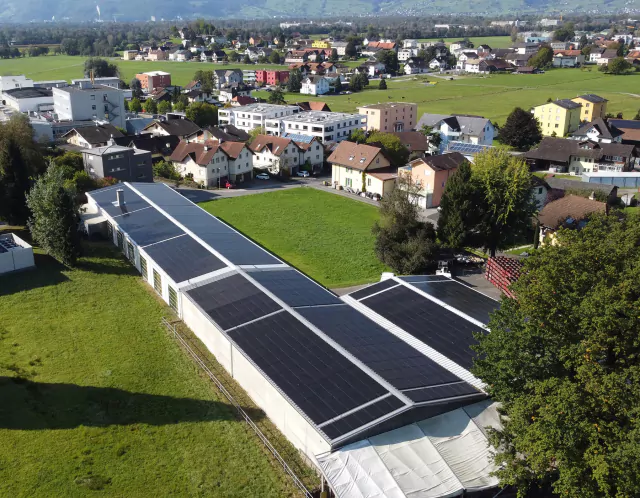referenz-aufdach-pv-anlage-03-640x498.webp