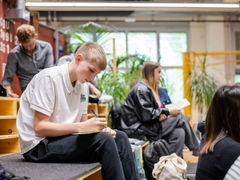 Die neue Plattform für Jugendbeteiligung in Liechtenstein – mach jetzt bei der Umfrage mit!