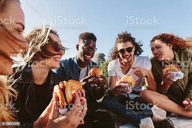 istockphoto-915800336-612x612.jpg
