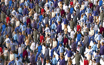 crowd-2152653_1920.jpg