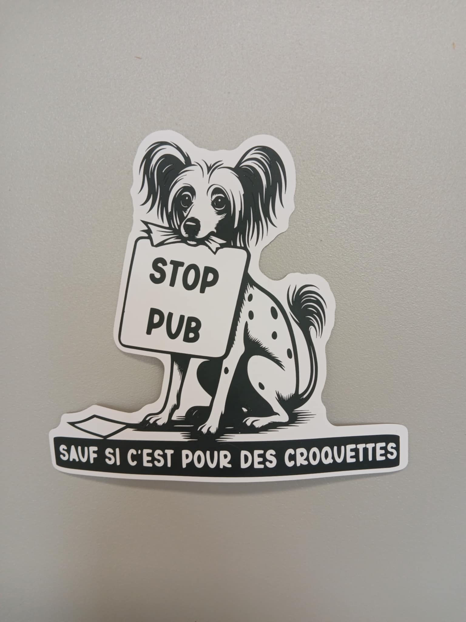 Autocollant Stop Pub Chien chinois à crête