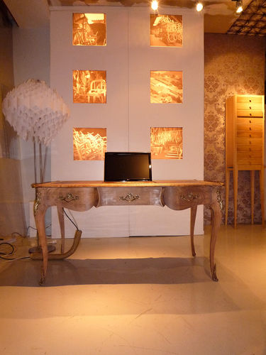 Mise au point technique d'un mobilier au style classique avec intégration de technologie de pointe.
Mobilier de luxe.
Design aux détails raffinés. Julien Coutureau Design Studio