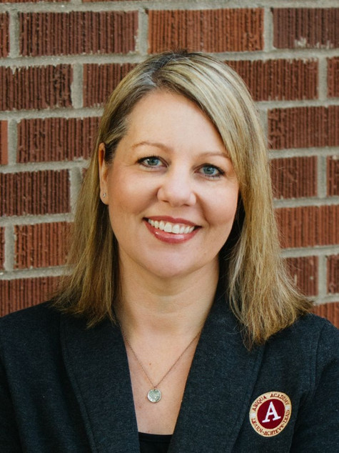 Susan Cole Headshot