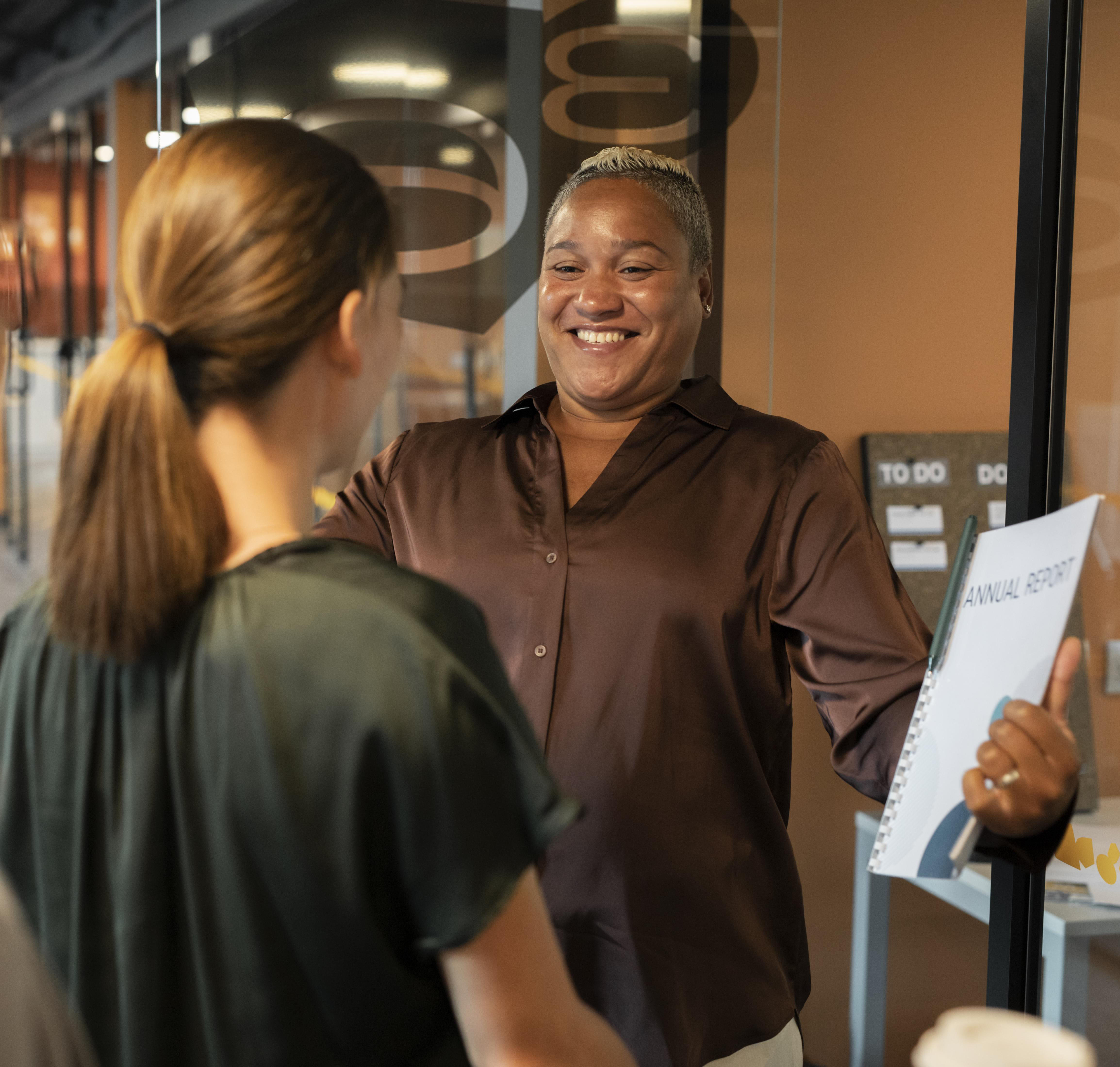 close-up-smiley-people-work 1.jpg