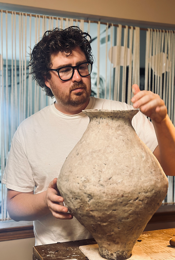 Trent Kendrick Handbuilding a Ceramic Vessel