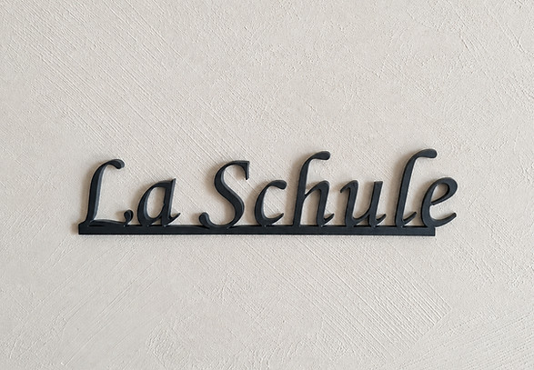 LA SCHULE_edited.jpg
