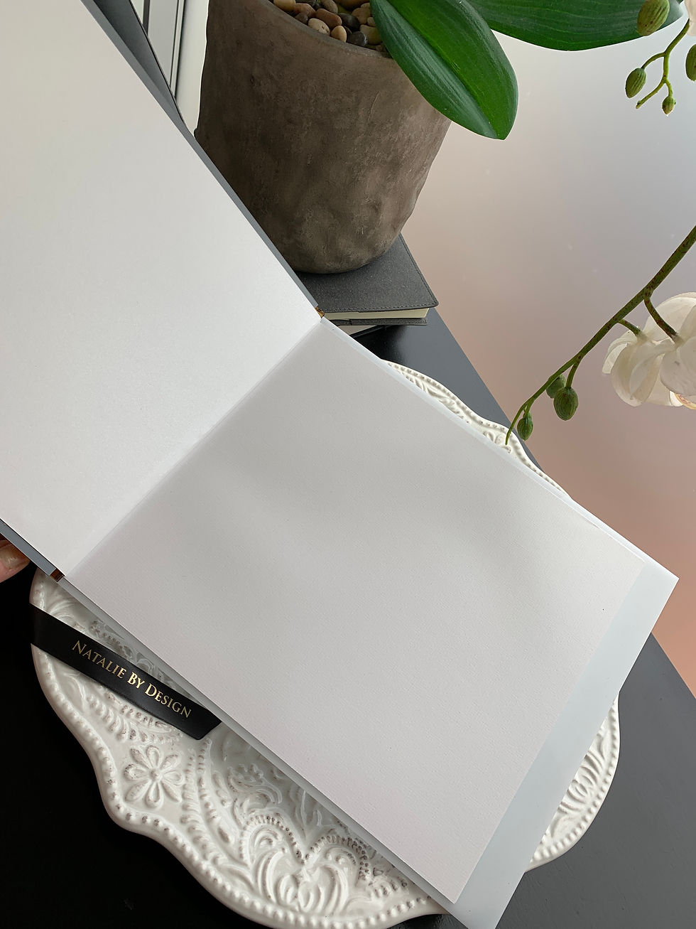 Thumbnail: Gold Acrylic Guestbook