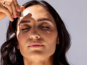 How to Use Moringa Oil for Anti-Aging & Skin Hydration
