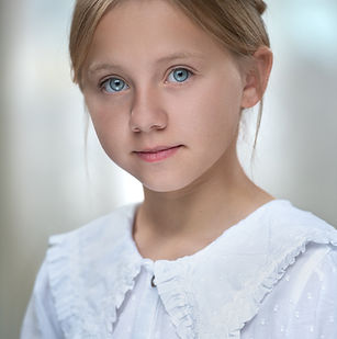 Ava Critchell Headshot 2023.jpg