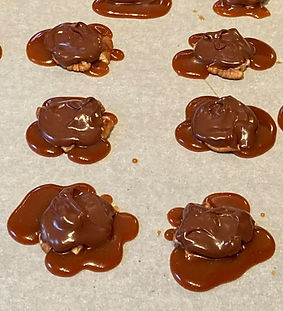 salted caramel choco pecans.JPG