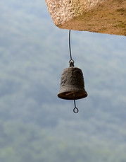 Hanging temple bell