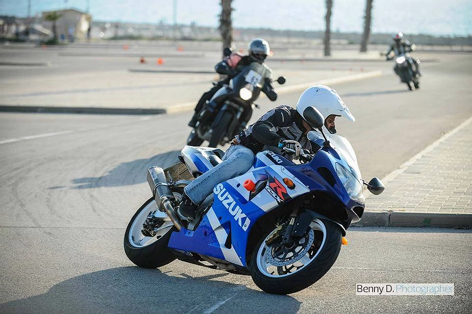 advanced riding practice, motorcycles