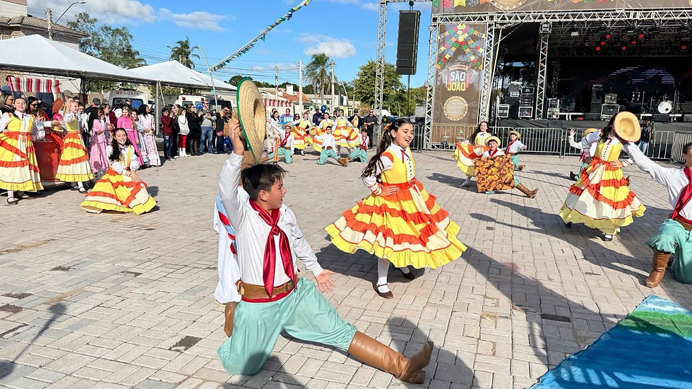 A tradicional Festa de São João de Camaquã chega com novidades para os moradores e visitantes da Zona Sul. A organização do evento confirmou recentemente a ampliação do cronograma, que agora passa a incluir apresentações de invernadas artísticas do município.