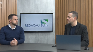 O secretário municipal de Infraestrutura de Camaquã, Alex Petroman, participou do programa Redação Sul TV nesta segunda-feira (13) para tratar dos avanços e desafios da pasta no município. Em entrevista, Petroman destacou o foco contínuo da prefeitura em ações de drenagem e pavimentação, essenciais para mitigar os impactos das chuvas na região da Costa Doce.