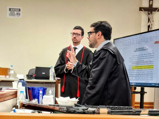 O Tribunal do Júri de Camaquã encerrou, nesta sexta-feira (17), o julgamento de seis homens acusados de crimes graves ocorridos em fevereiro de 2022.O Tribunal do Júri de Camaquã encerrou, nesta sexta-feira (17), o julgamento de seis homens acusados de crimes graves ocorridos em fevereiro de 2022.