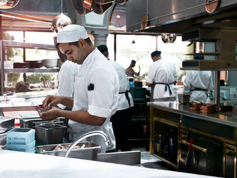 How to Start a Ghost Kitchen: Step-by-Step Guide for Restaurateurs