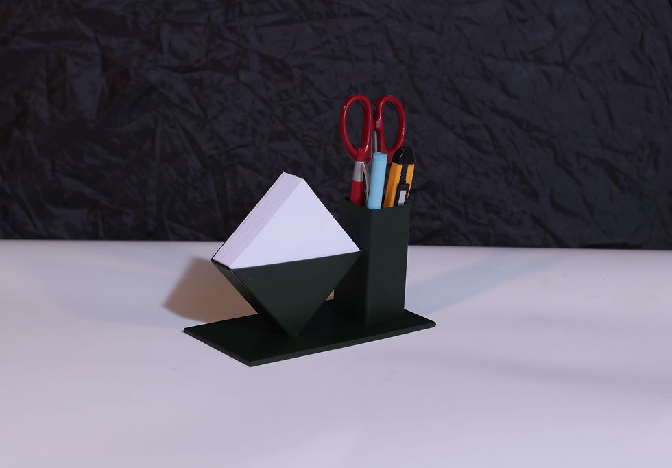 Thumbnail: Pen Holder