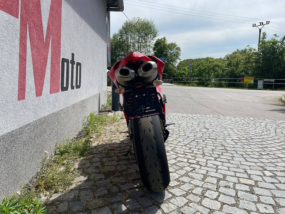 Miniatura: Ducati 1198