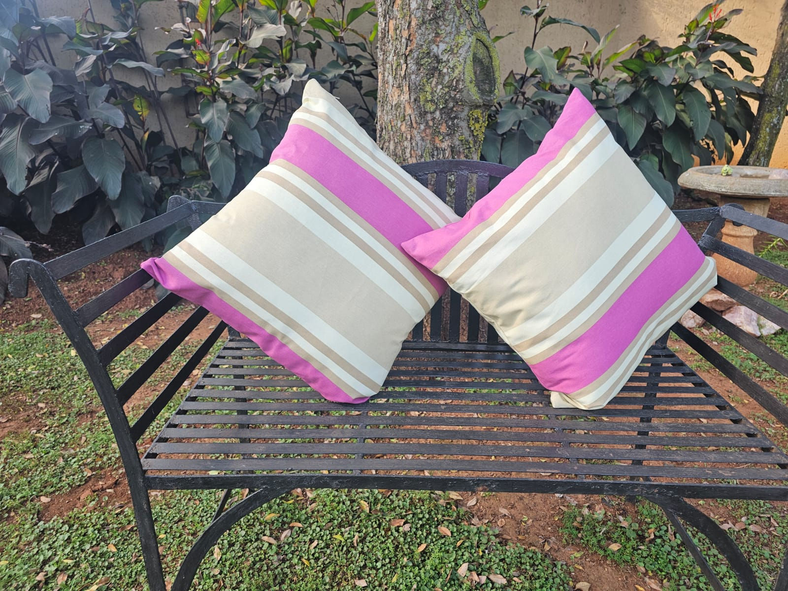 100% Cotton Canvas Cushion Covers – Set of Four (With Inners)