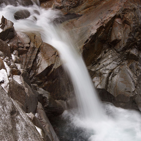 rocky-stream