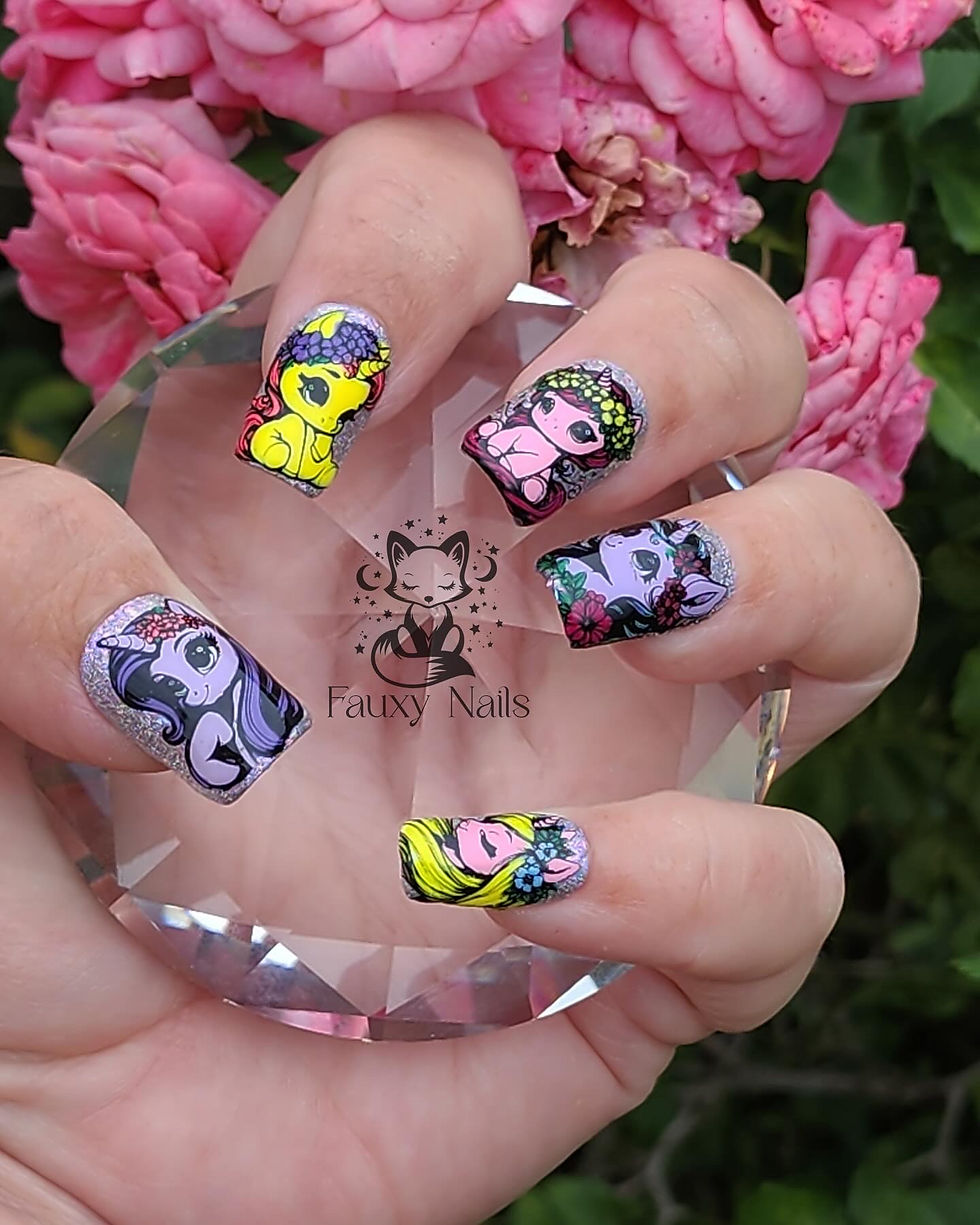 Thumbnail: 151 Pretty Unicorns