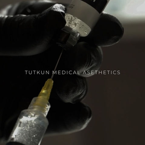 Übersicht über Dienstleistungen: Branding, Website-Überprüfung, Business Development und Social Media Management.