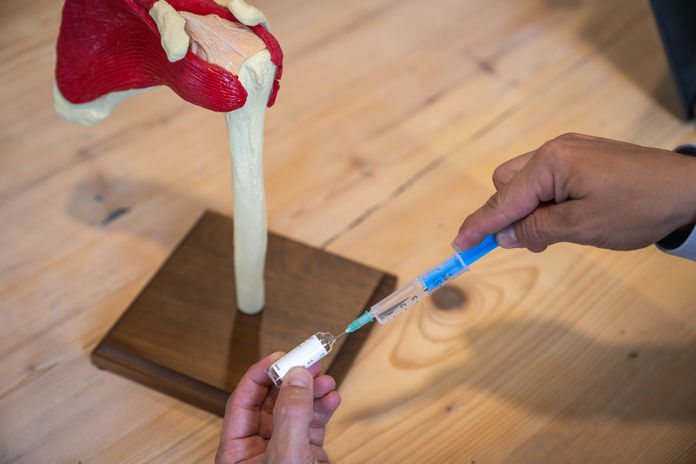 Dr. Maximilian Schatz