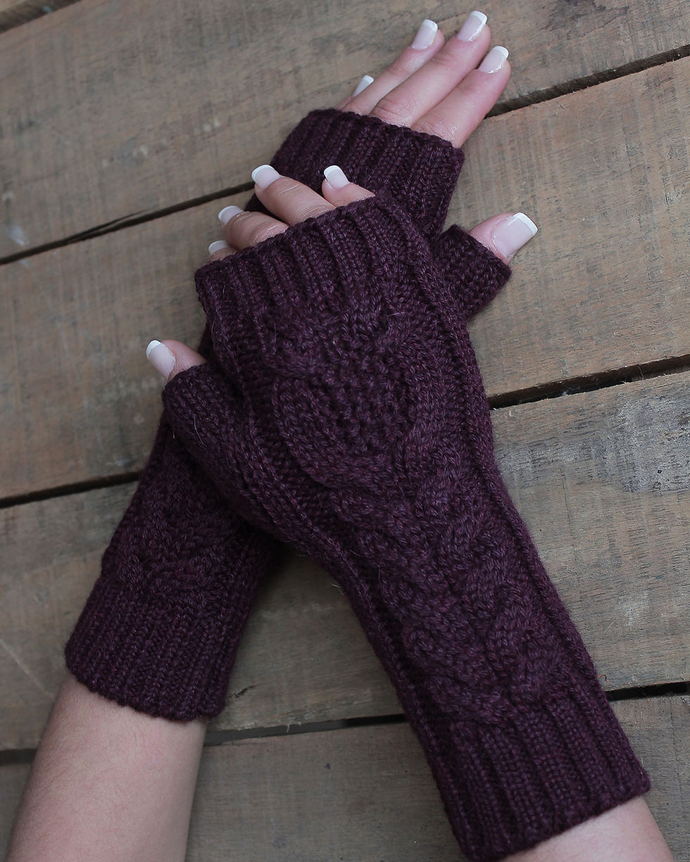 Miniatura: Cable knit Baby Alpaca Mittens Gloves Qaytu Collection