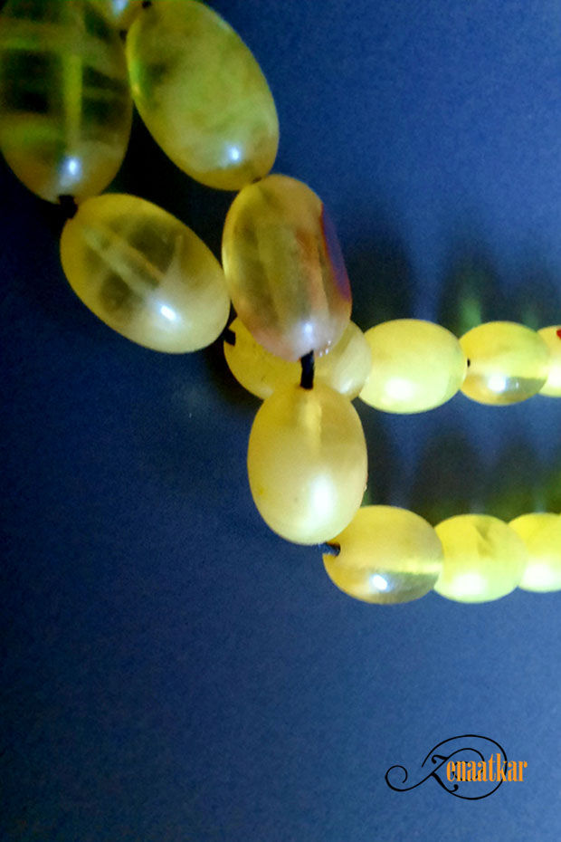 Küçük resim: 6x8mm çok özel hamur Osmanlı kondüsyonunda Koleksiyonluk Sıkma Kehribar Tesbih