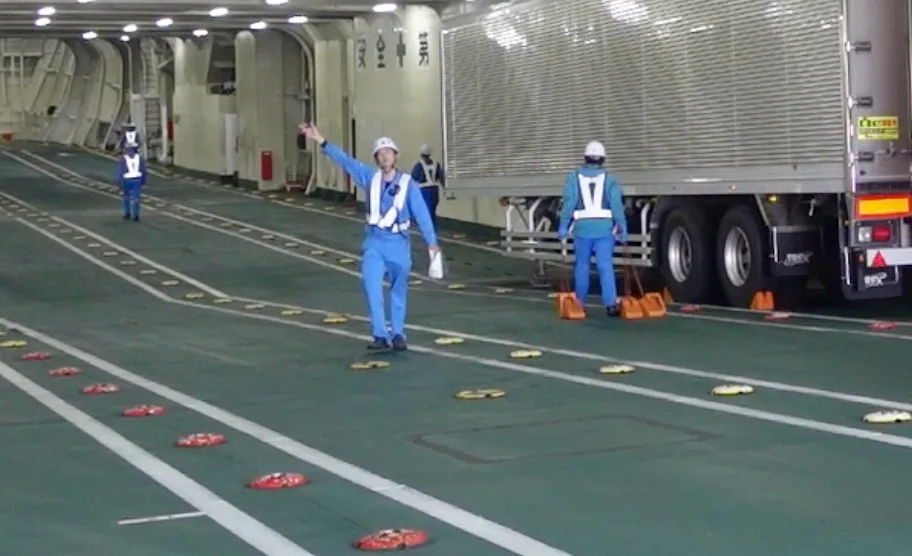 スクリーンショット 2025-12-22 23.58_edited.jpg