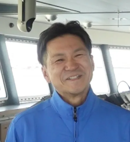 機関長_edited.jpg