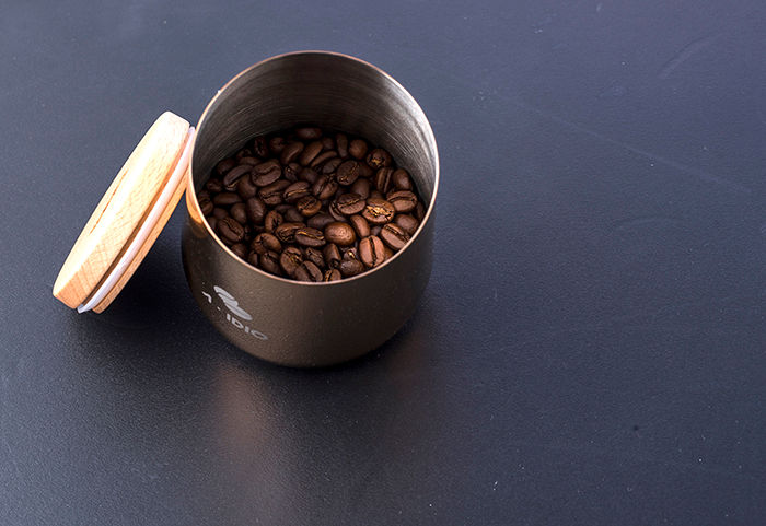 縮圖：A-IDIO Titanium-plated Airtight Canister