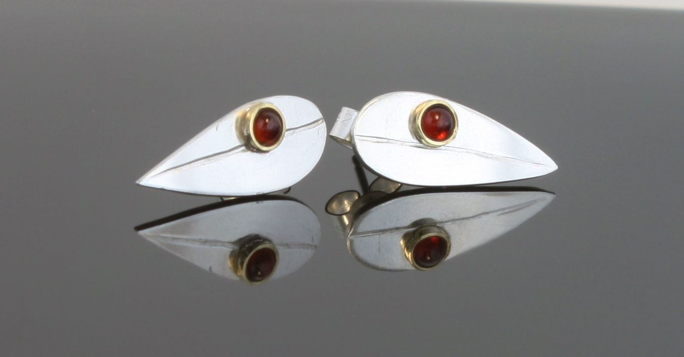 Garnet studs