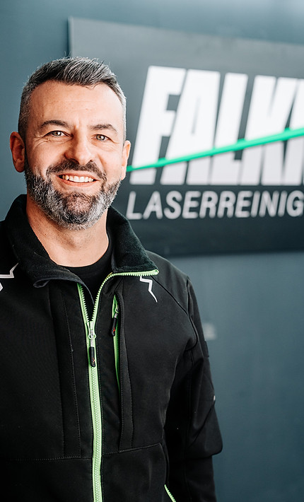 Falkner Laserreinigung Mitarbeiter