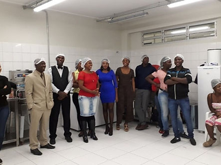 Sistema Fiep forma refugiados em curso profissionalizante gratuito