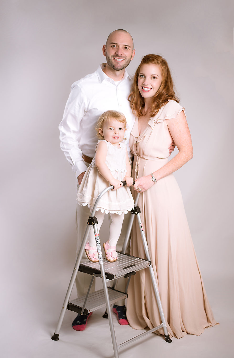 Family Wall Portrait_family photographer_outdoor photoshoot_Crystal Tseng Photography_Portrait Studio_Photo Studio_Ellicott City_Baltimore_Maryland_Washington DC