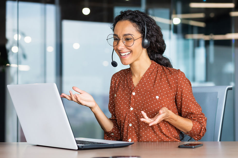 Picture of an online counselor
