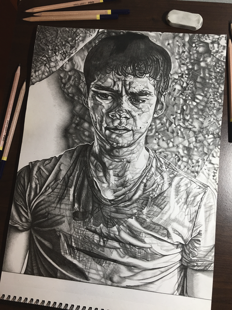 Maze Runner The Scorch Trials: Thomas in sheltered desert cave 