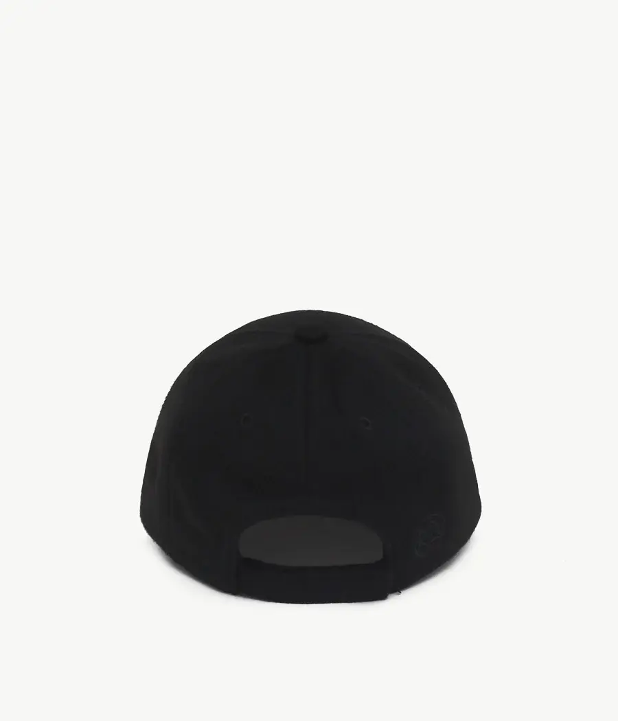 Miniatura: Ruslan Baginskiy Unisex Hand-embroidered Baseball Cap