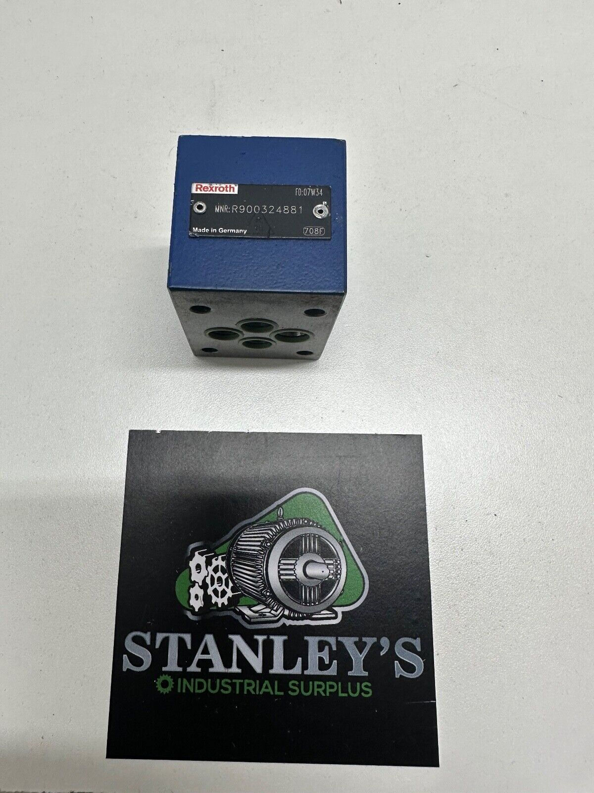 Rexroth R900324881 Hydraulic Valve