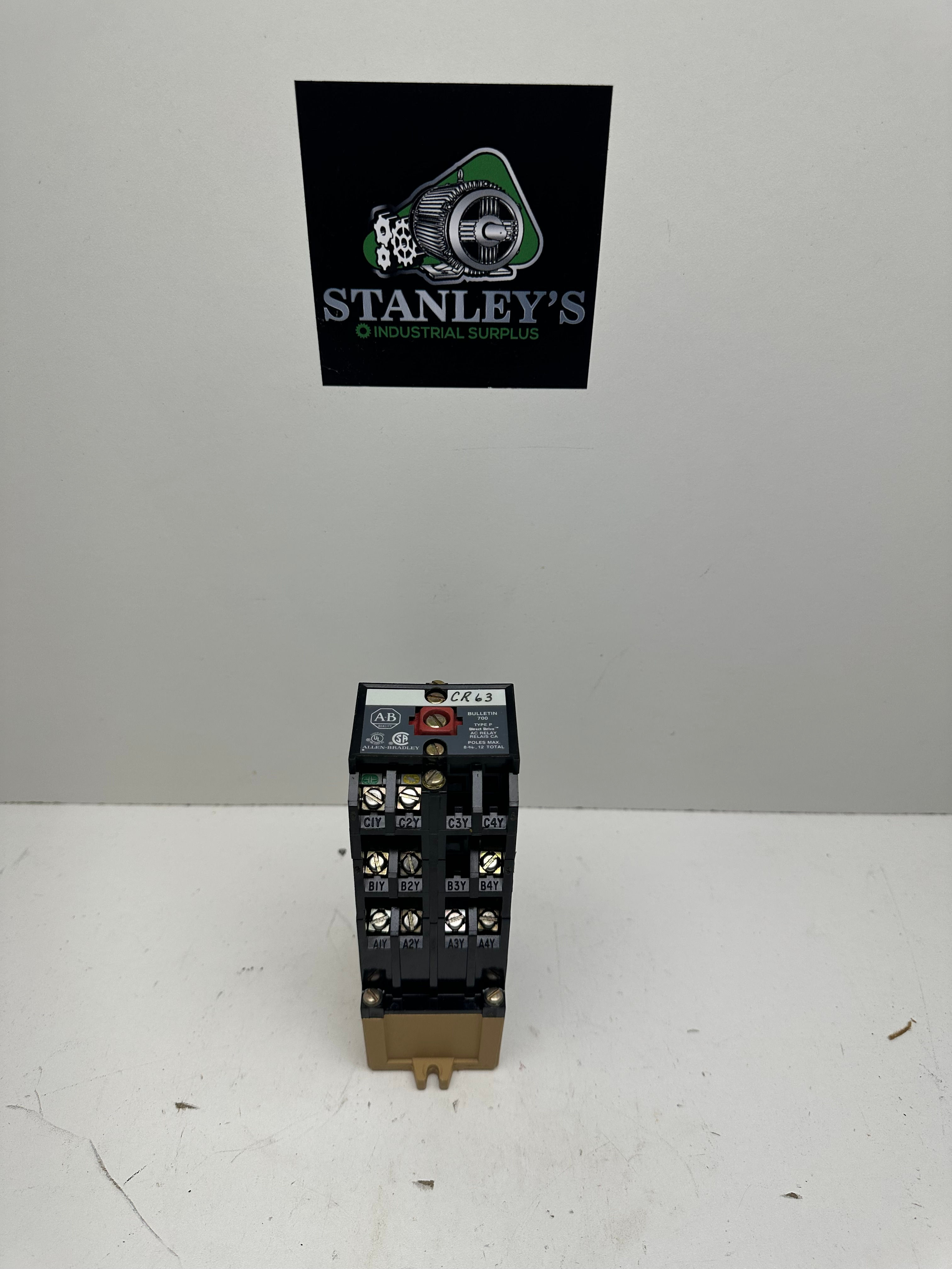 Allen Bradley 700-P000A1 Control Relay With 700-PB20 & 700-PC40