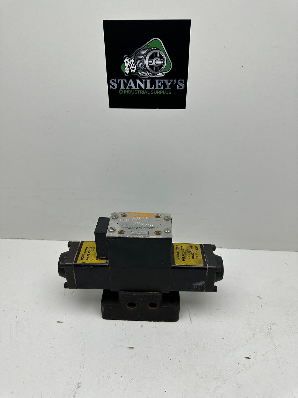 Racine FD4 DSHS 301S 30 Control Valve 655224 3000 PSI 110/115v