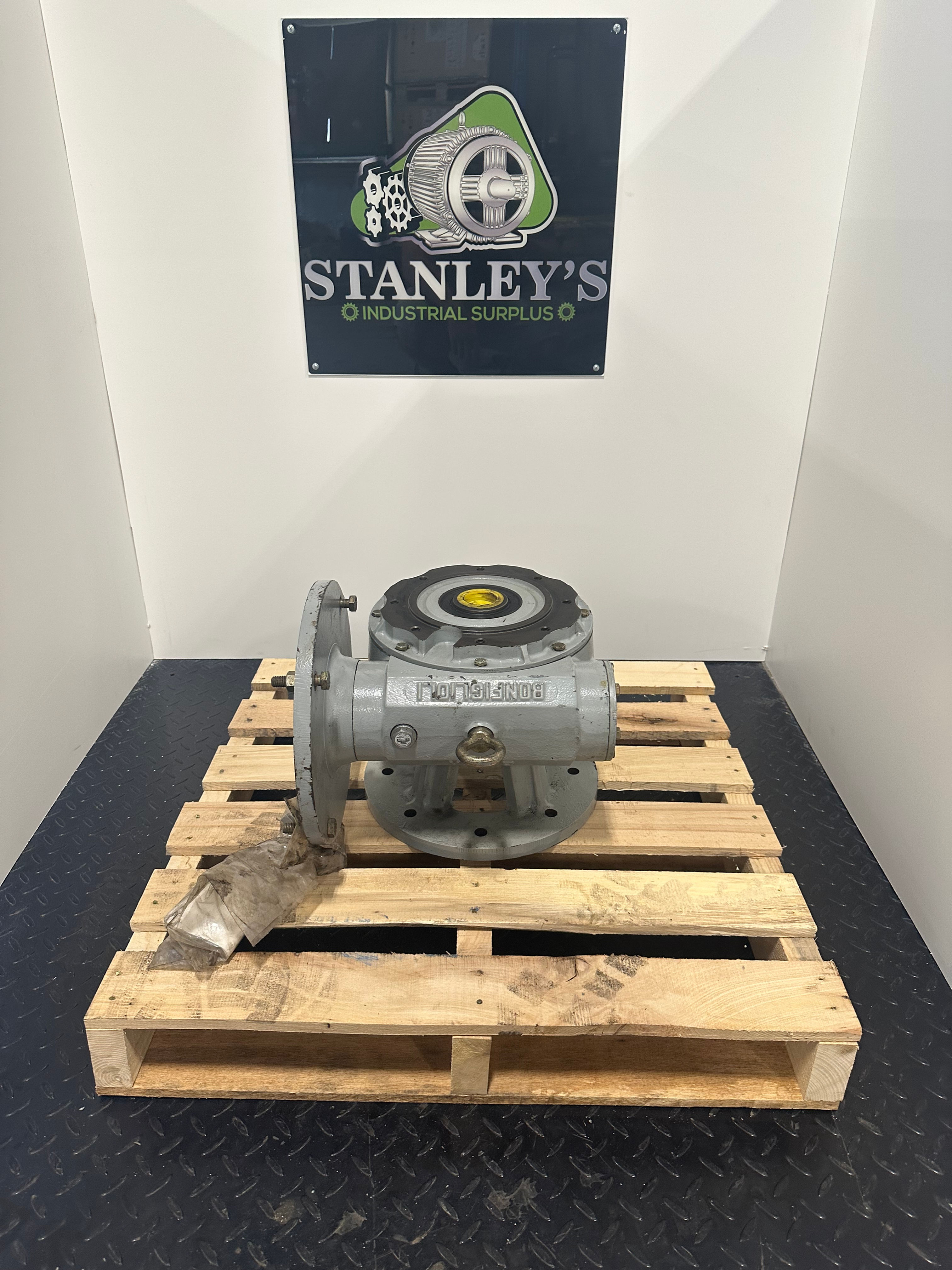 Bonfiglioli VF130 F1 Gear Reducer 24655 P132 B5 B3 10